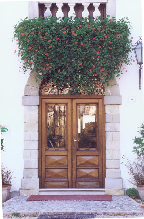 Albergo Ristorante Ai Pini Tarzo Экстерьер фото